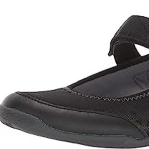 Teva Women's  Northwater Gore Strap Mary Jane Flat Size 8 Medium  originally $66